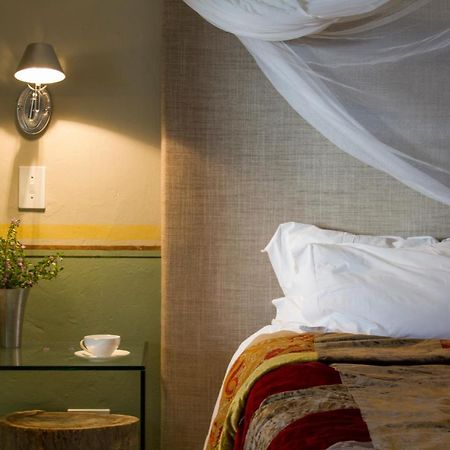 African Relish Prince Albert Bagian luar foto