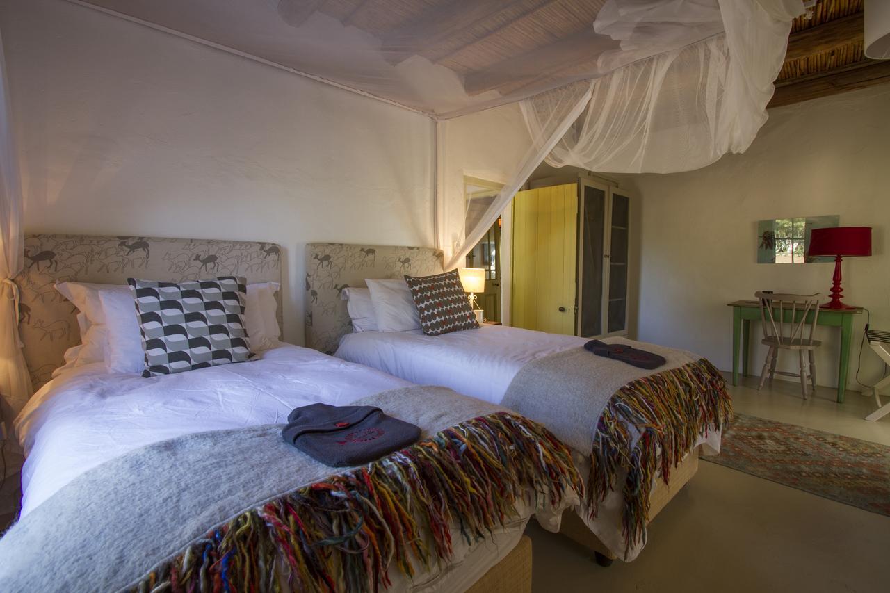 African Relish Prince Albert Bagian luar foto