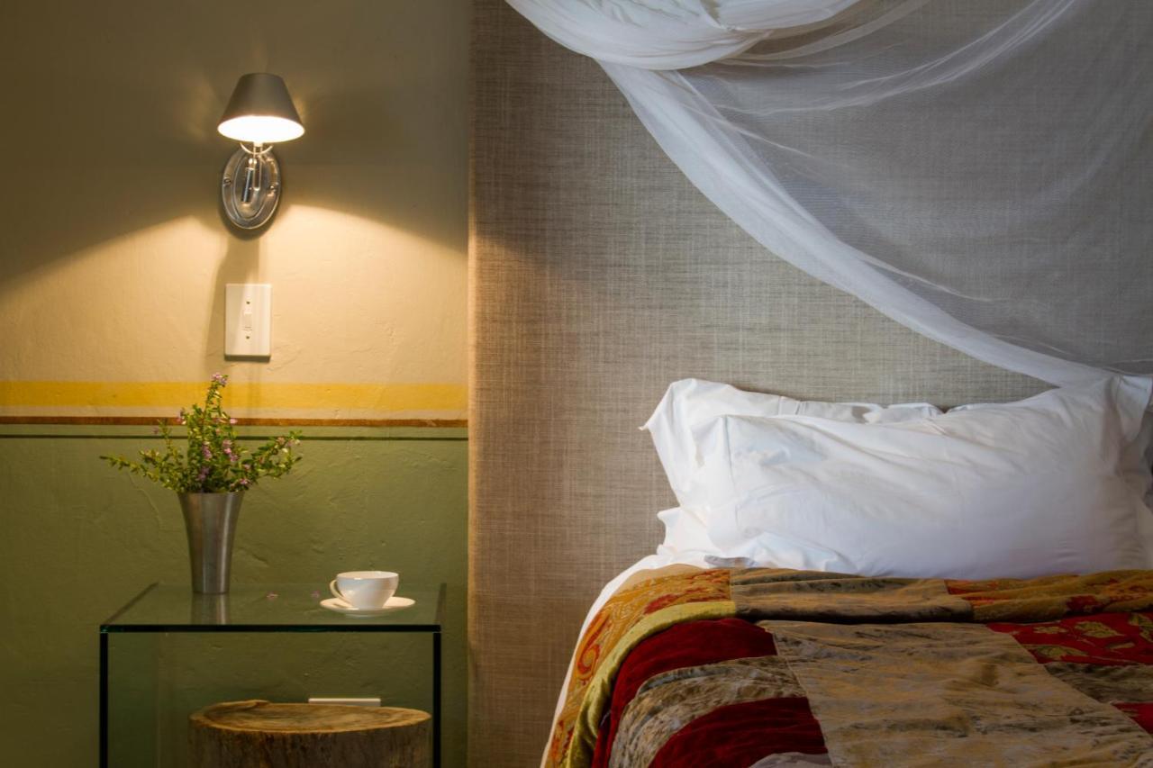 African Relish Prince Albert Bagian luar foto
